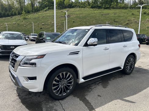 Used 2023 Nissan Armada Platinum w/ Captain's Chairs Package AWD/4WD image 18