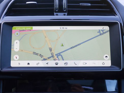 Used 2020 Jaguar F-PACE Premium AWD/4WD image 32