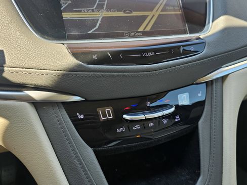 Used 2017 Cadillac XT5 Luxury w/ Driver Awareness Package image 35