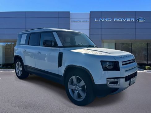 Used 2025 Land Rover Defender 110 S image 6