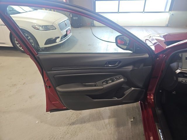 New 2026 Nissan Altima 2.5 SV w/ SV Special Edition Package FWD image 10