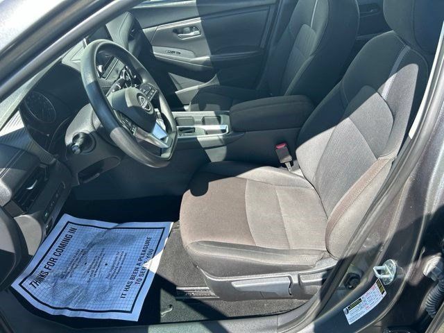Used 2024 Nissan Sentra SV FWD image 13