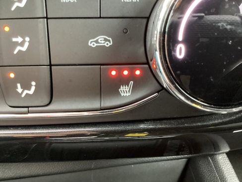 Certified 2025 Chevrolet TrailBlazer ACTIV image 6