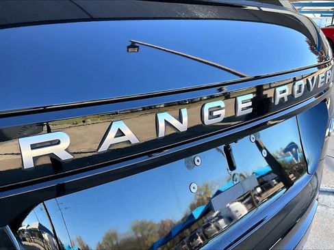 Used 2020 Land Rover Range Rover Evoque SE image 30