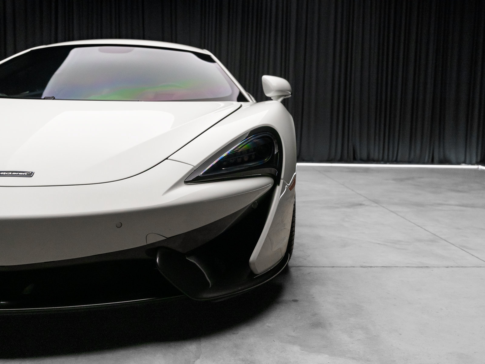 Used 2016 McLaren 570S Coupe RWD image 23