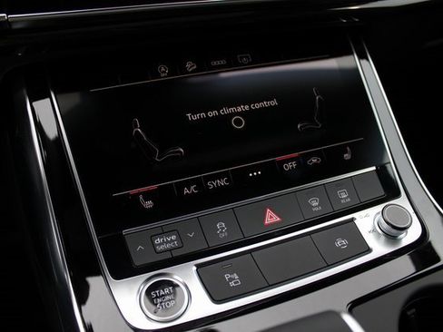 New 2025 Audi Q8 Premium image 12