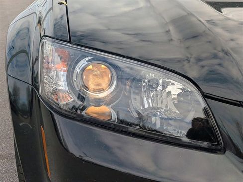 Used 2009 Pontiac G8 GT w/ Premium Package image 10