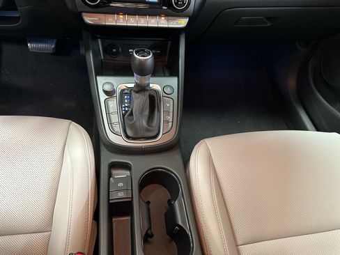 Used 2023 Hyundai Kona Limited image 15