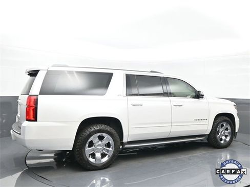 Used 2016 Chevrolet Suburban LTZ image 6