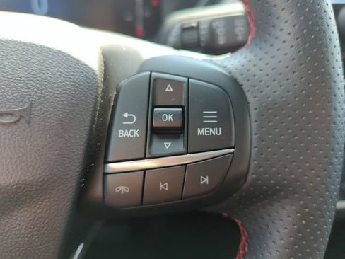 Certified 2025 Ford Escape ST-Line AWD/4WD image 35