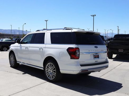 Used 2024 Ford Expedition Max Platinum AWD/4WD image 4