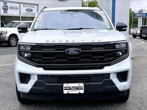 Certified 2025 Ford Expedition Max Active AWD/4WD image 2