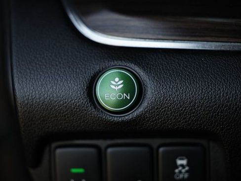 Used 2015 Honda CR-V Touring image 17