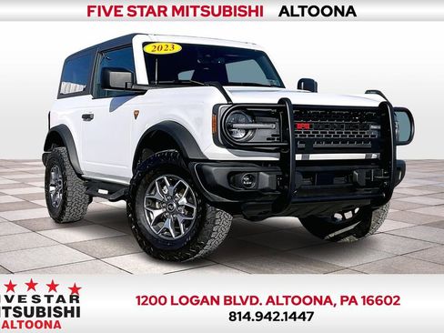 Used 2023 Ford Bronco Badlands image 1