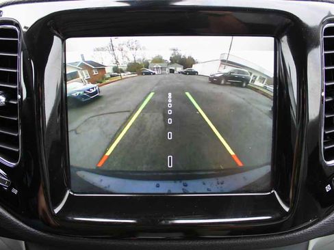 Used 2018 Jeep Compass Limited w/ Navigation Group image 13