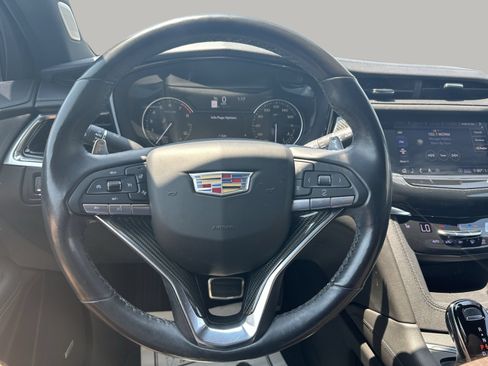 Used 2020 Cadillac XT6 Sport AWD/4WD image 11