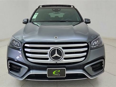 Used 2025 Mercedes-Benz GLS 450 GLS 450 image 2