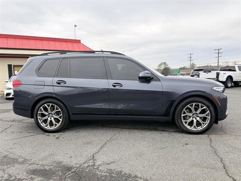 Used 2020 BMW X7 xDrive40i w/ Parking Assistance Package image 4
