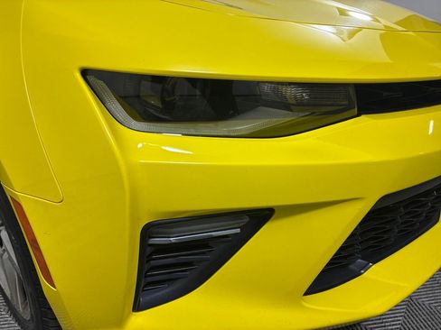 Used 2017 Chevrolet Camaro SS image 4