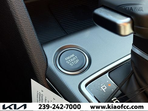 New 2026 Kia Sportage EX image 34