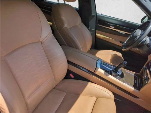 Used 2015 BMW 750i xDrive AWD/4WD image 24