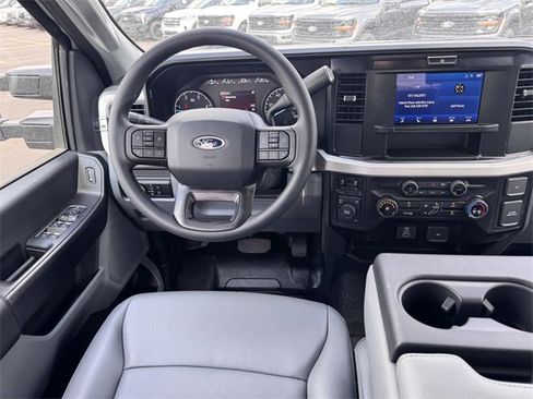 New 2025 Ford F450 XL image 18