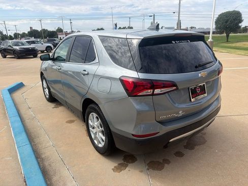 Used 2023 Chevrolet Equinox LT FWD image 9