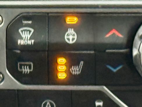 Used 2023 Jeep Wrangler Rubicon w/ LED Lighting Group image 21