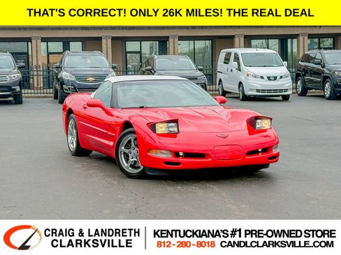 Used 2000 Chevrolet Corvette Convertible w/ Memory Pkg RWD image 1