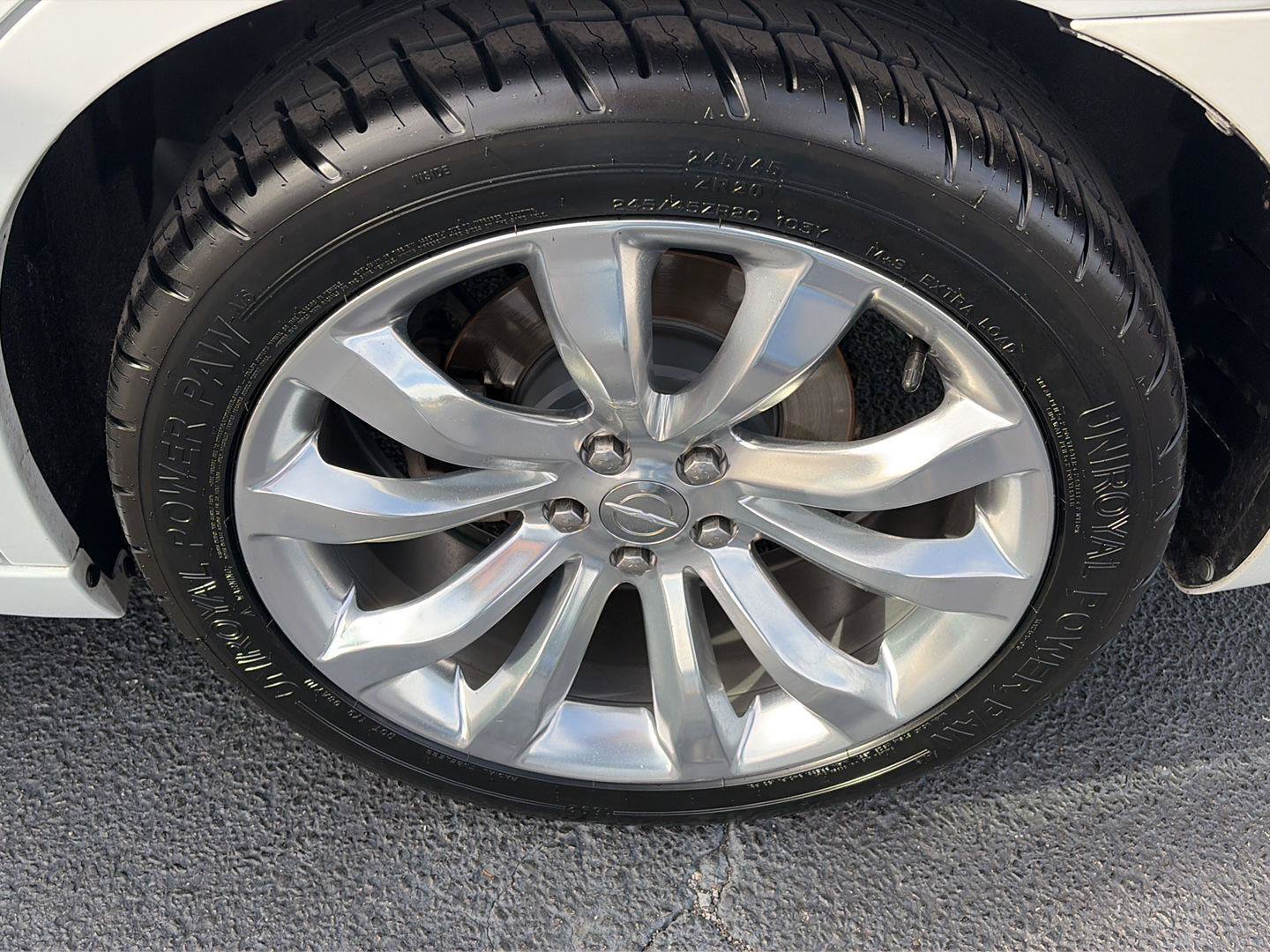 Used 2017 Chrysler 300 C w/ Safetytec Plus Group RWD image 36