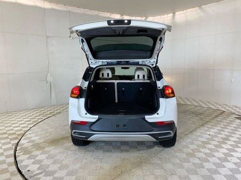 Used 2023 Buick Encore GX Preferred w/ Cold Weather Comfort Package FWD image 34
