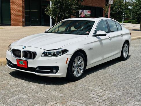 Used 2015 BMW 528i xDrive Sedan image 2