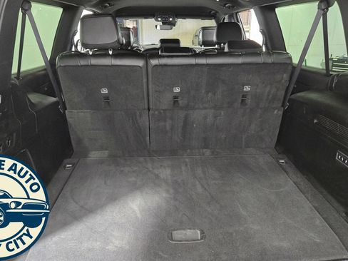 Used 2024 Jeep Wagoneer L Series II w/ Flexible Seating Group AWD/4WD image 39