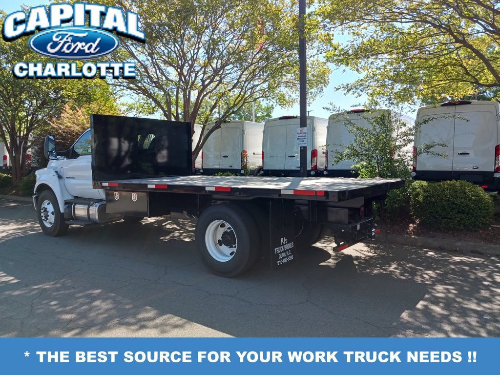 New 2027 Ford F750 2WD Regular Cab Super Duty image 3