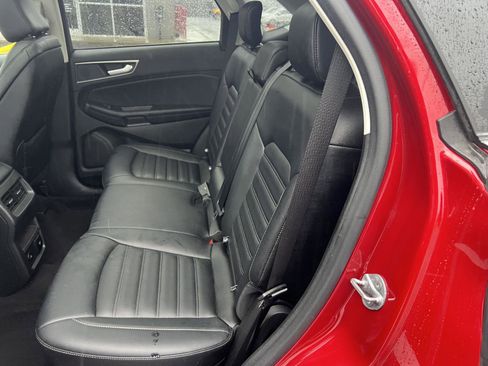 Used 2022 Ford Edge SEL w/ Convenience Package image 8