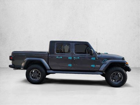 Used 2020 Jeep Gladiator Overland image 4