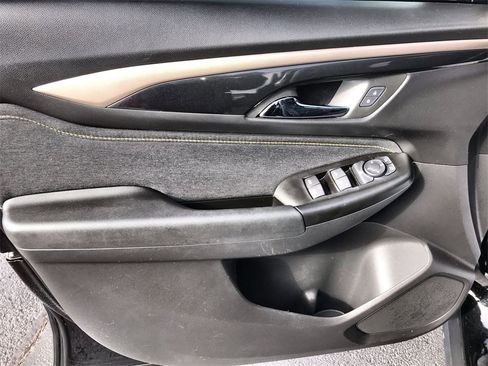 Used 2024 Chevrolet TrailBlazer ACTIV image 13