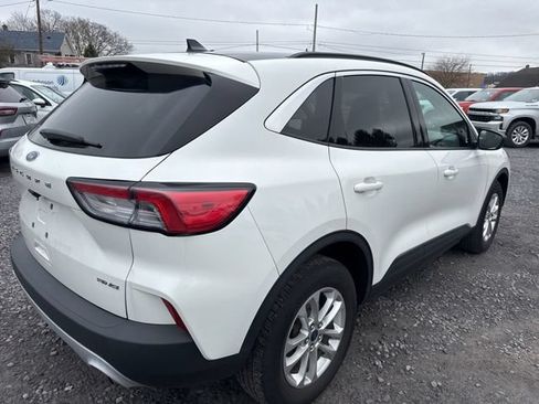 Certified 2022 Ford Escape SE w/ Convenience Package AWD/4WD image 6