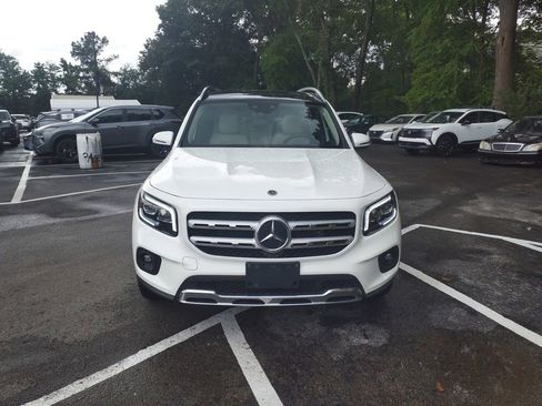 Certified 2023 Mercedes-Benz GLB 250 4MATIC w/ Premium Package image 2