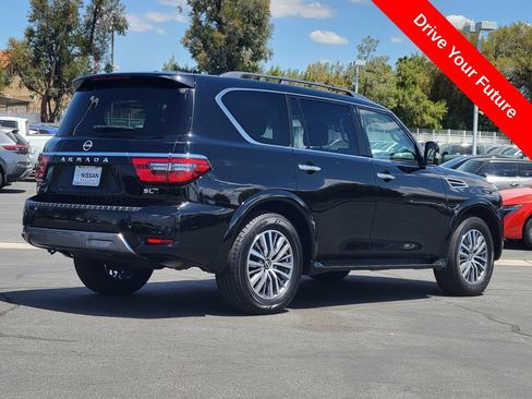 Used 2023 Nissan Armada SL w/ Captain's Chairs Package AWD/4WD image 4