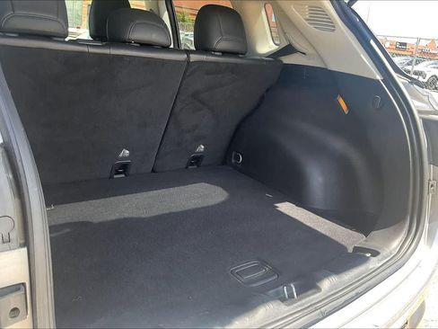 Used 2019 Jeep Compass Latitude AWD/4WD image 16