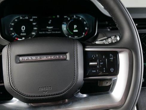 New 2025 Land Rover Range Rover SE image 17
