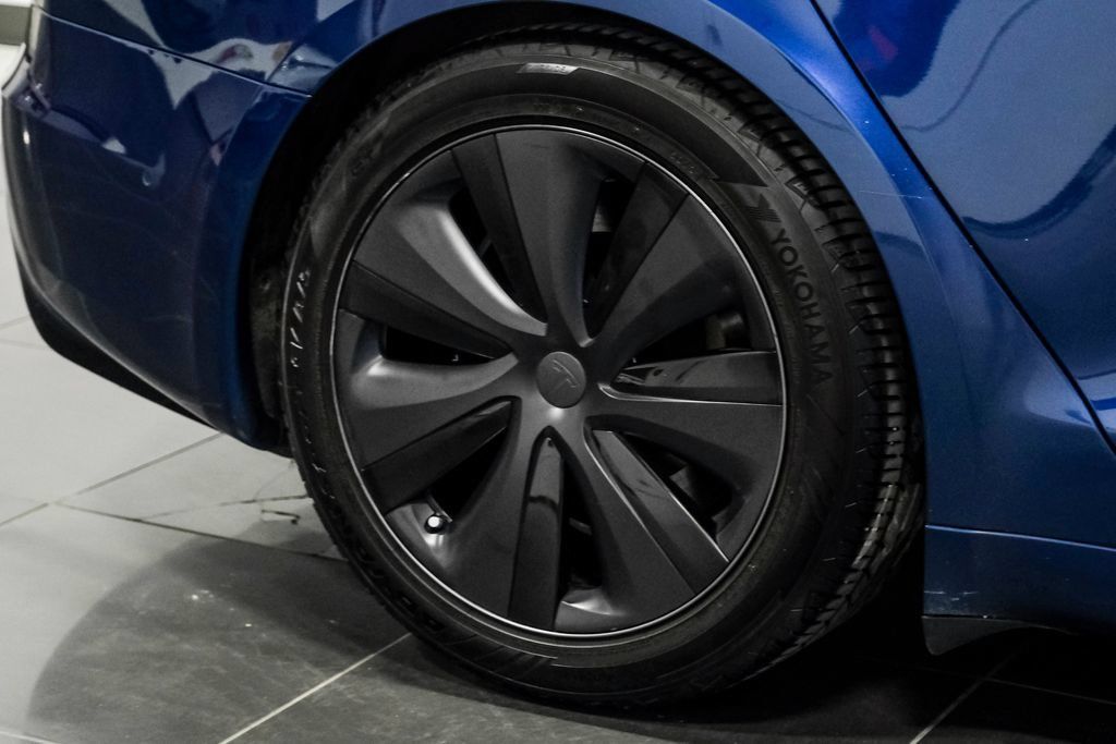 Used 2023 Tesla Model S AWD/4WD image 46