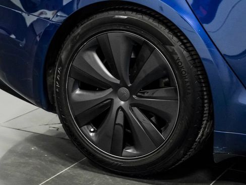 Used 2023 Tesla Model S AWD/4WD image 46
