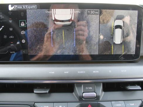 New 2026 Kia EV9 Land image 62