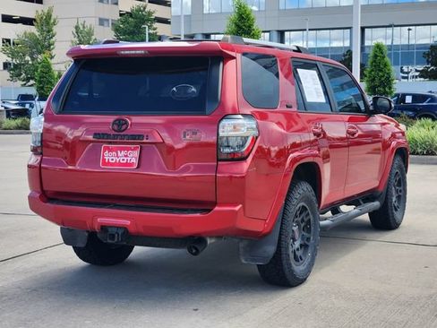 Used 2024 Toyota 4Runner SR5 Premium w/ Moonroof Package RWD image 5