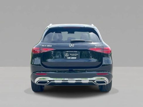 Used 2026 Mercedes-Benz GLC 300 4MATIC image 4