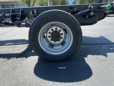 New 2024 RAM 5500 Tradesman w/ Max Tow Package image 26