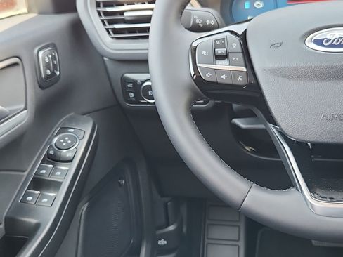 New 2024 Ford Escape SE w/ PHEV Premium Package image 20