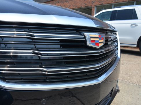 Used 2018 Cadillac XTS Luxury AWD/4WD image 7
